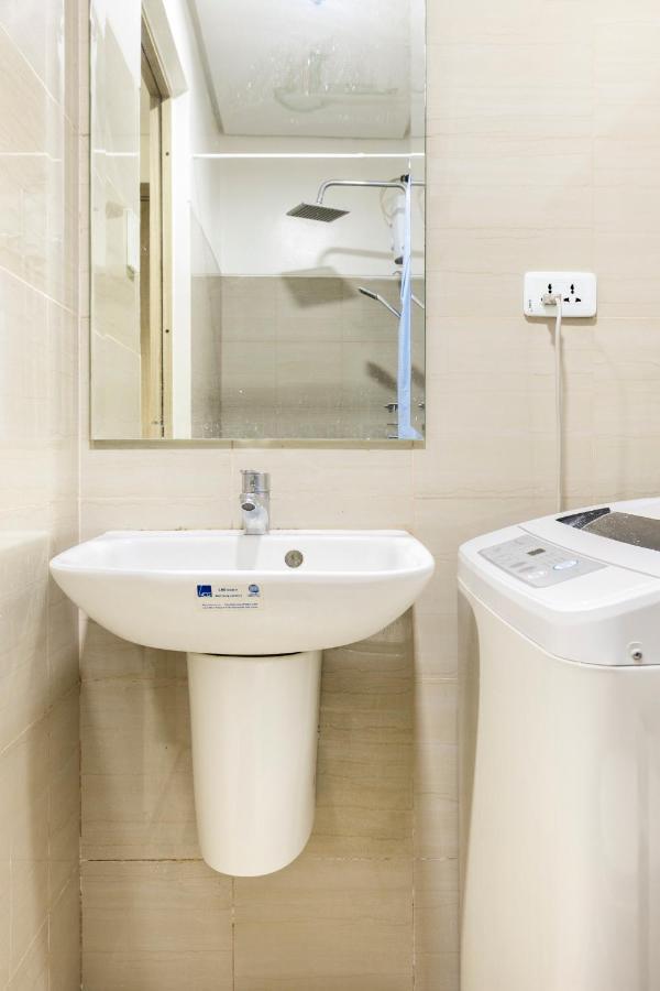 Staycation At Shore - Direct Pool Манила Экстерьер фото